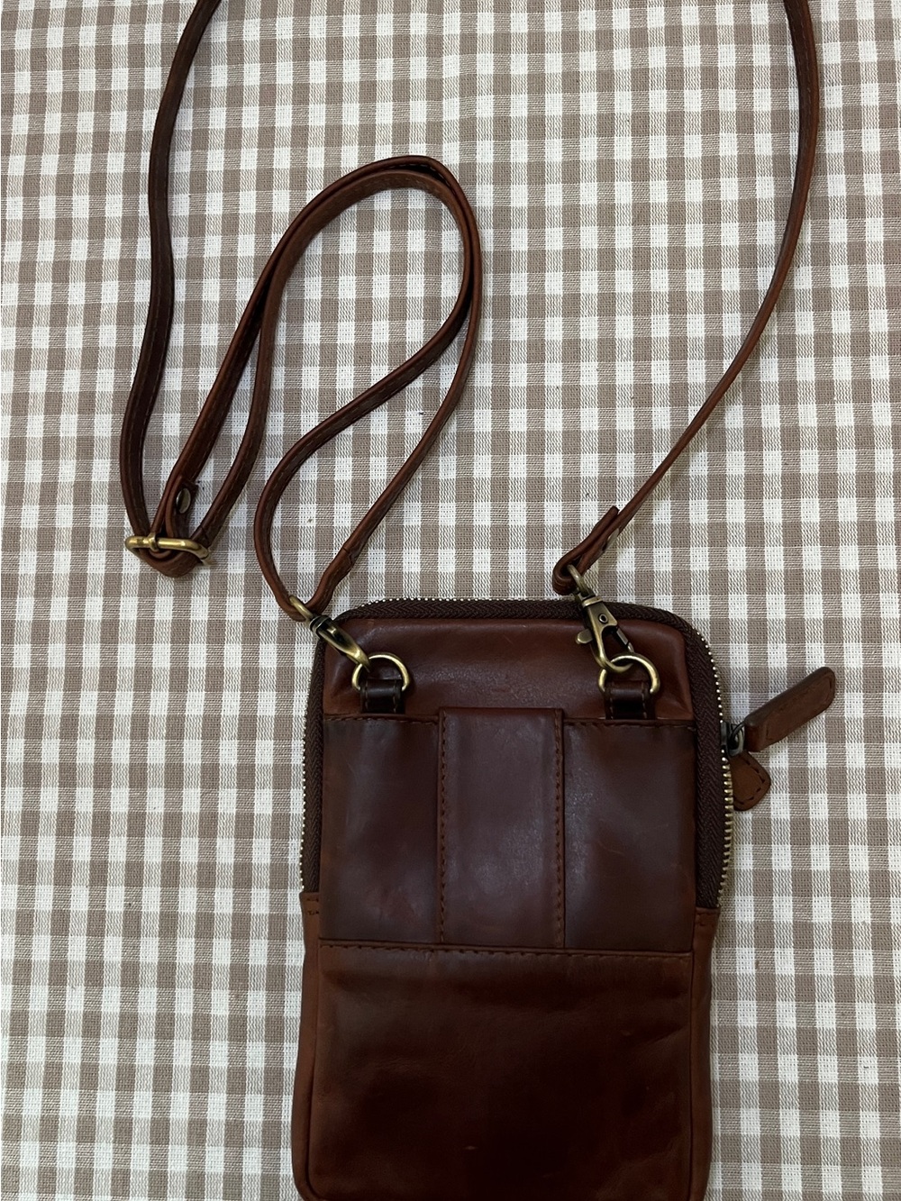 The Leather UK Small Brown Leather Crossbody with Brass Hardware, Melody Bag - Picture 4 of 9